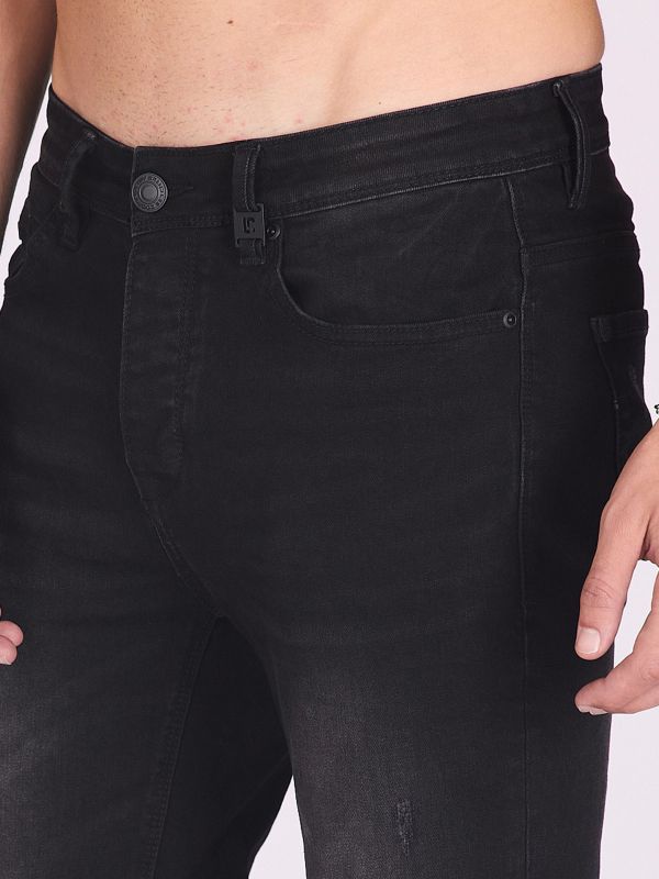 ג’ינס בגזרה ישרה קלאסית לגברים