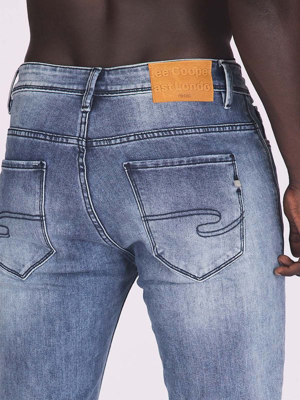 ג’ינס בגזרה רפויה לגברים