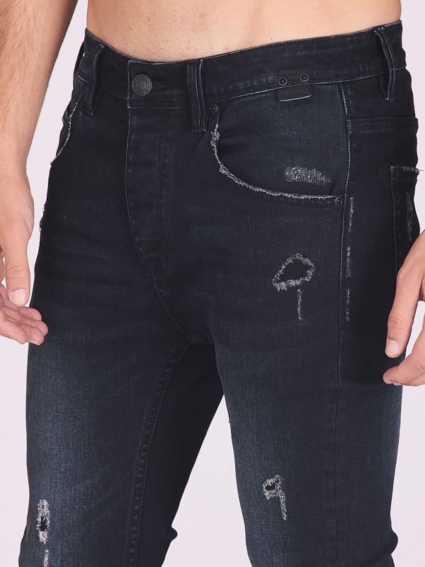 ג’ינס סקיני צמוד לגברים