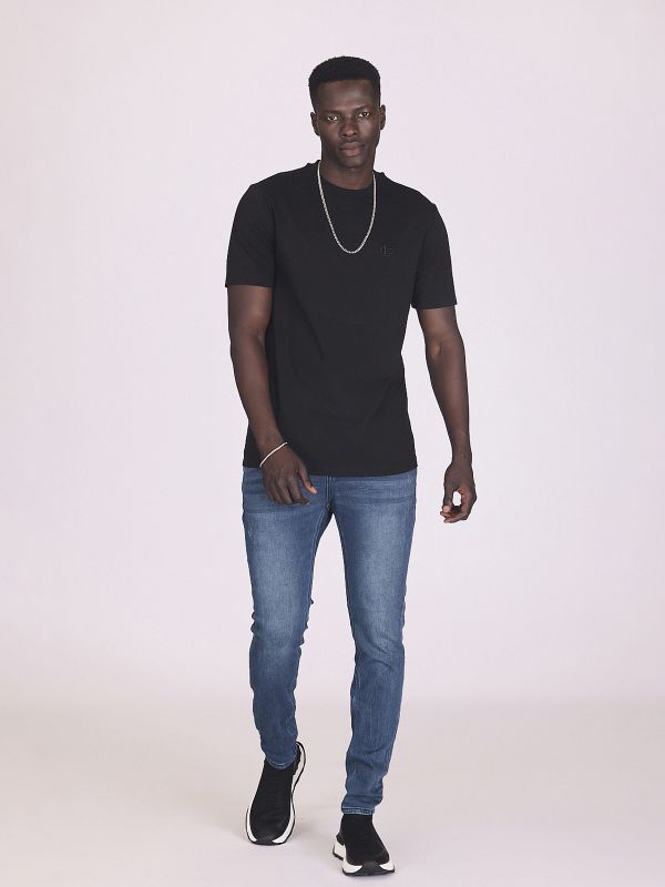 ג’ינס בגזרה קלאסית לגברים