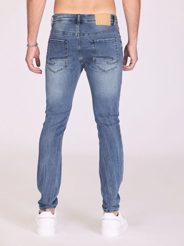 ג’ינס בהיר בגזרה צמודה לגברים