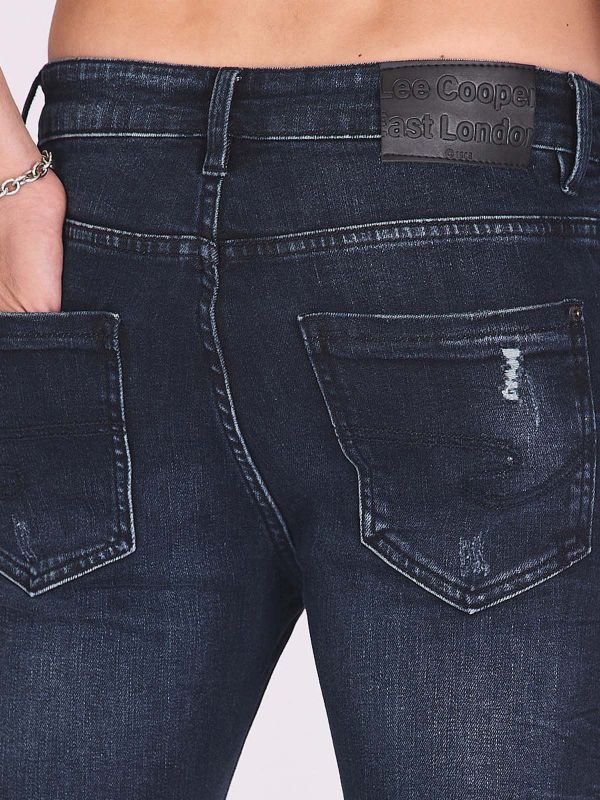 ג’ינס כחול קרוע לגברים
