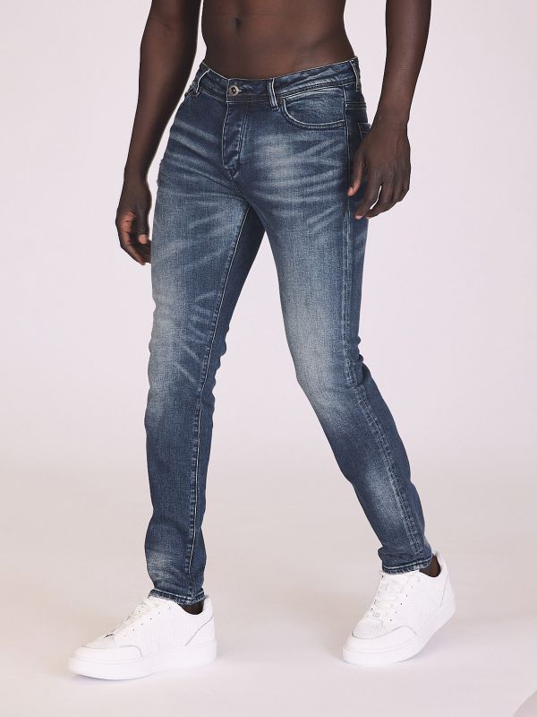 ג’ינס בגזרה צרה עם שטיפה לגברים