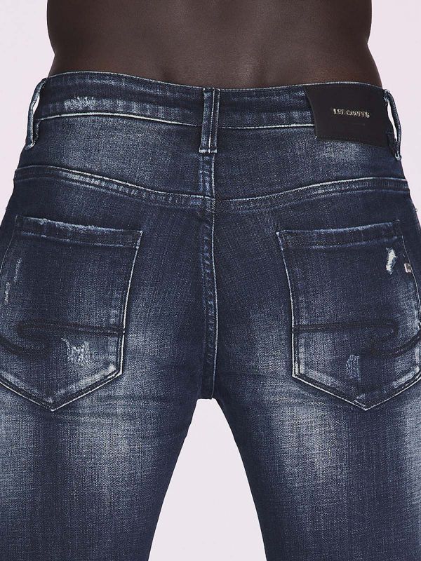 ג’ינס כהה צמוד לגברים