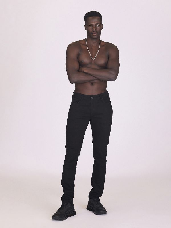 ג’ינס בגזרה ישרה לגברים