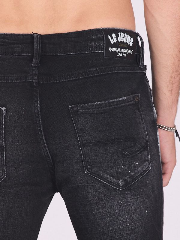 ג’ינס קרוע צמוד לגברים