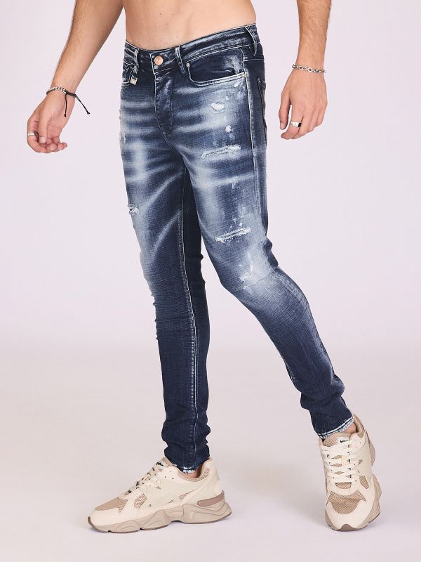 ג’ינס עם שטיפת פאטצ’ים לגברים
