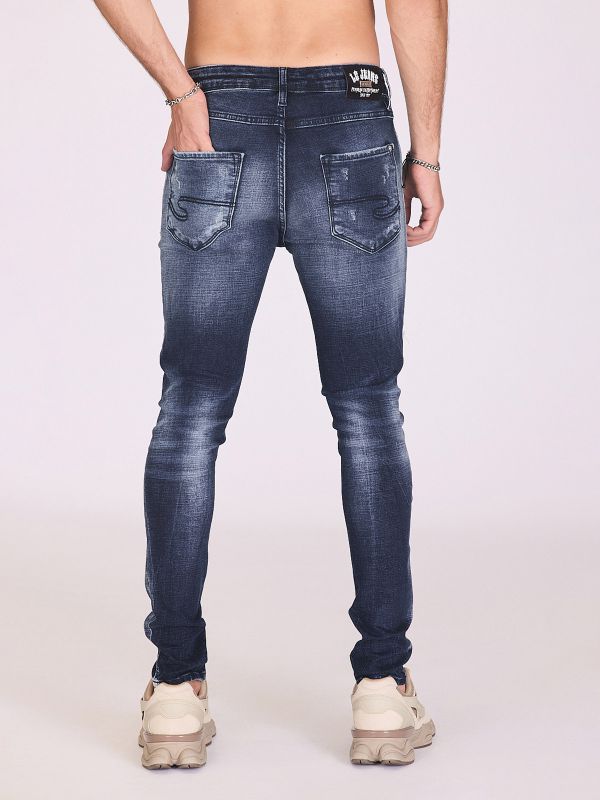 ג’ינס עם שטיפת פאטצ’ים לגברים