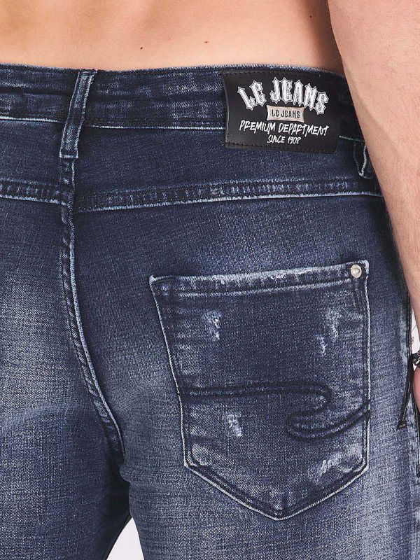 ג’ינס עם שטיפת פאטצ’ים לגברים