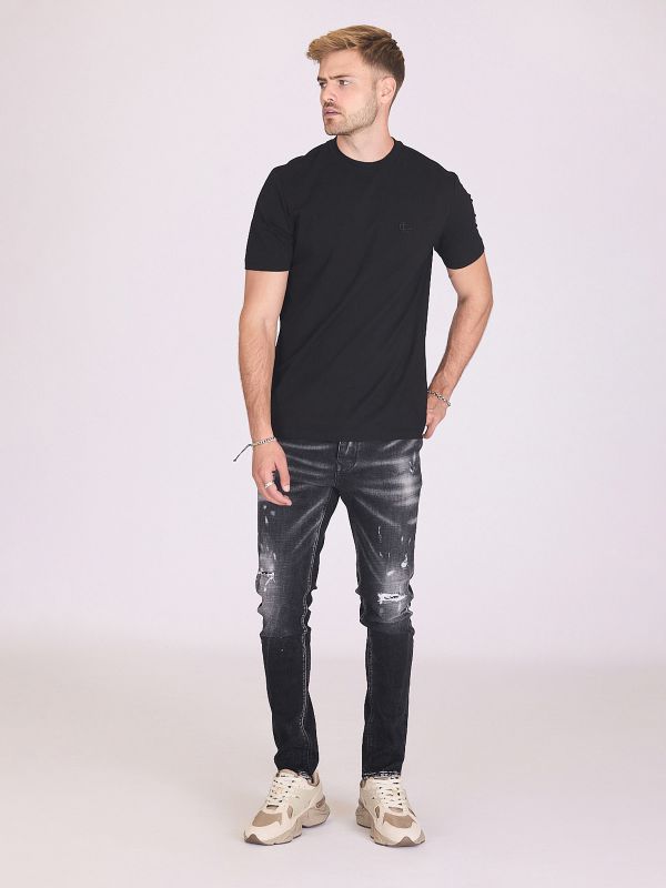 ג’ינס משופשף וקרוע לגברים