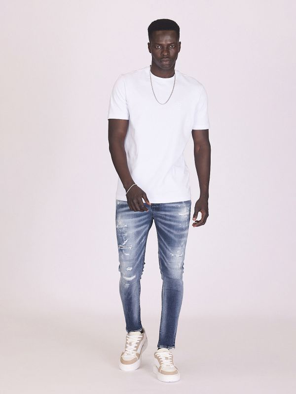 ג’ינס צמוד ומשופשף לגברים