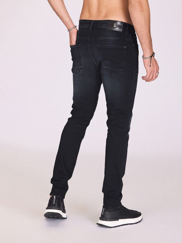 ג’ינס כהה עם שפשופים לגברים