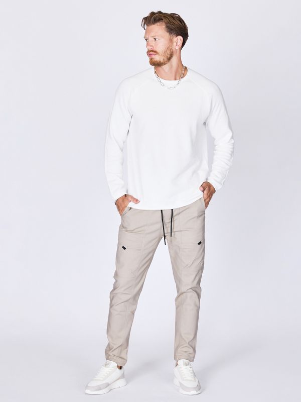 מכנסיים רחבים עם כיסים לגברים