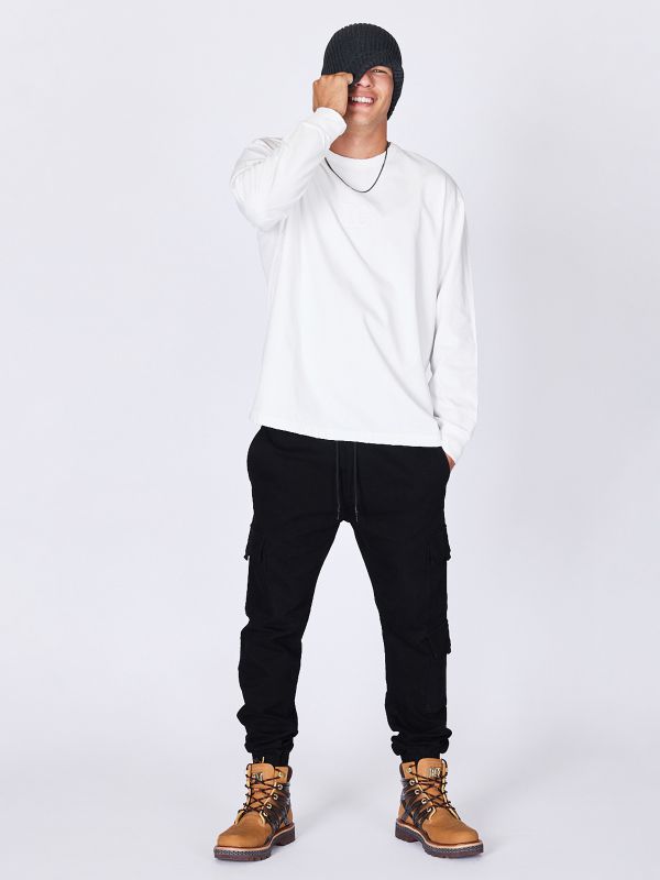 מכנסיים רחבים עם כיסים לגברים