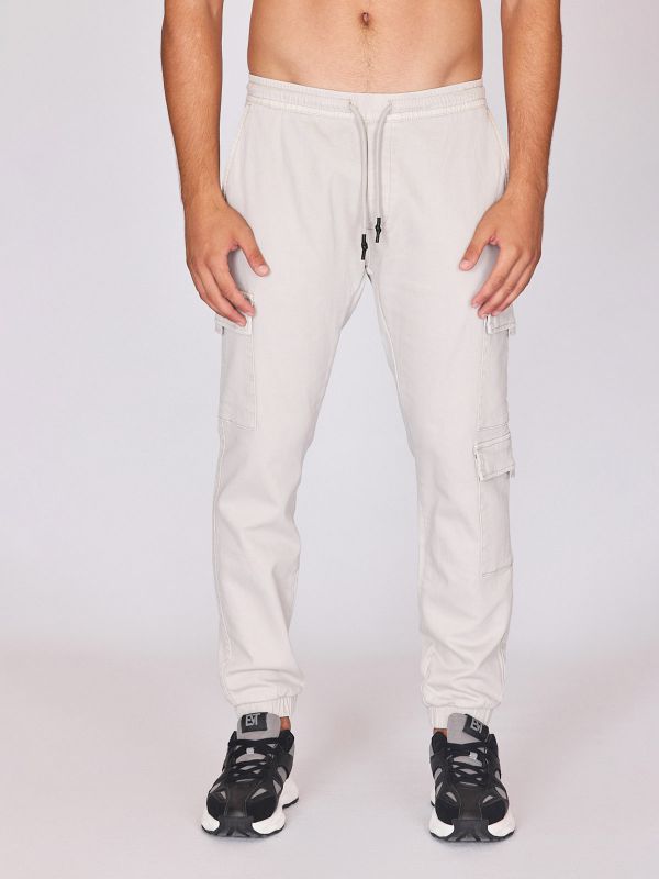 מכנסיים רחבים עם כיסים לגברים