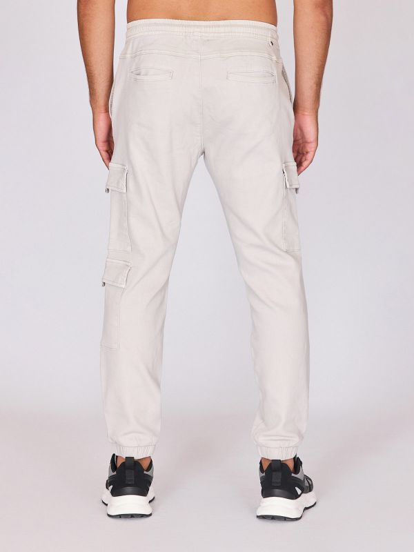 מכנסיים רחבים עם כיסים לגברים