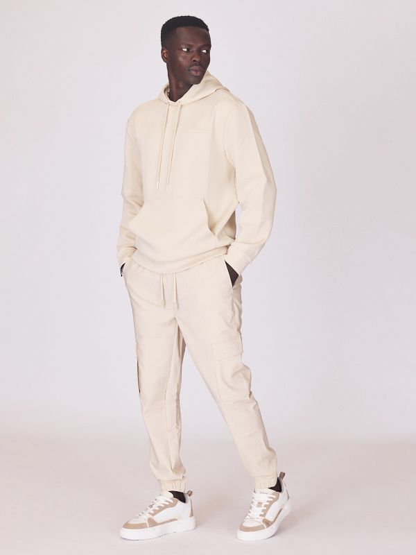 מכנסיים רחבים עם כיסים לגברים