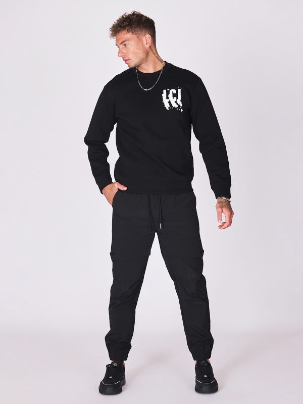 מכנסיים משוחררים לגברים