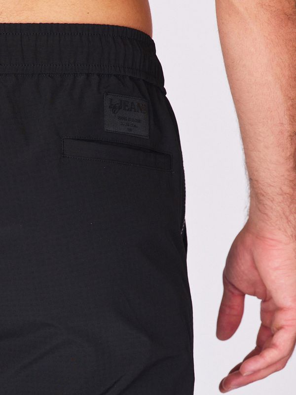 מכנסיים משוחררים לגברים