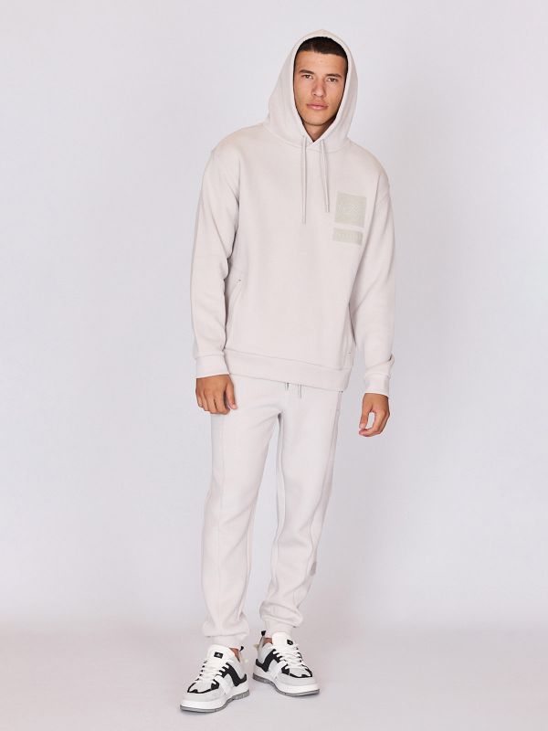 מכנסי טרנינג רחבים לגברים