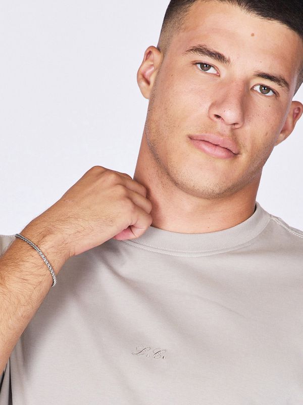 חולצת טי עם הדפס גב לגברים