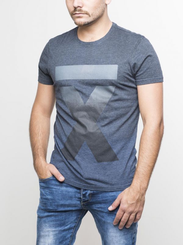 חולצת טי אוברסייז לגברים