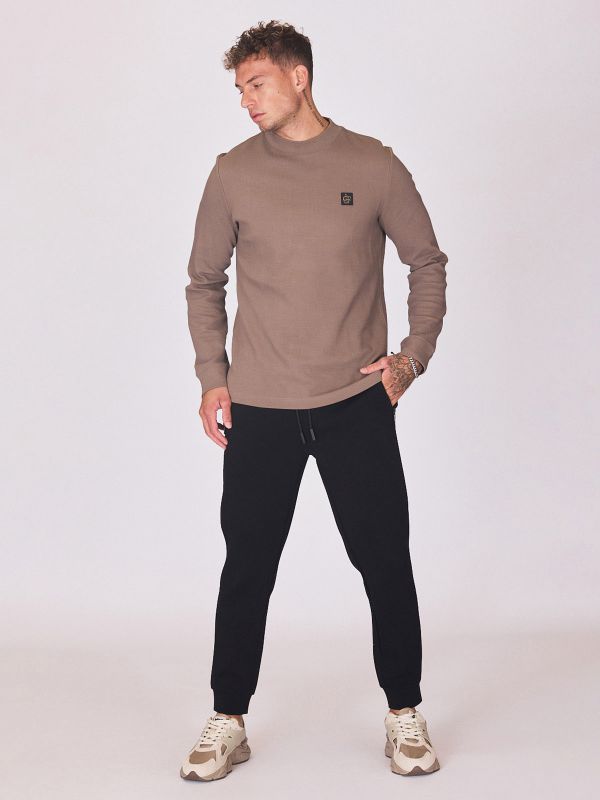 חולצת טי ארוכה עם רוכסן לגברים