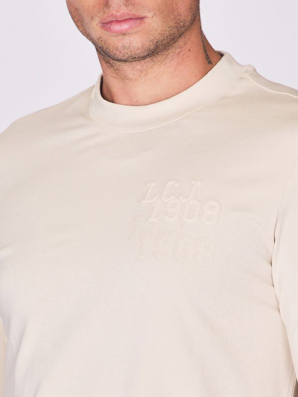 חולצת טי ארוכה לגברים