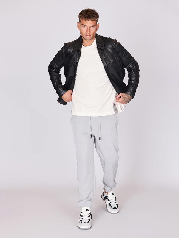 חולצת טי ארוכה לגברים