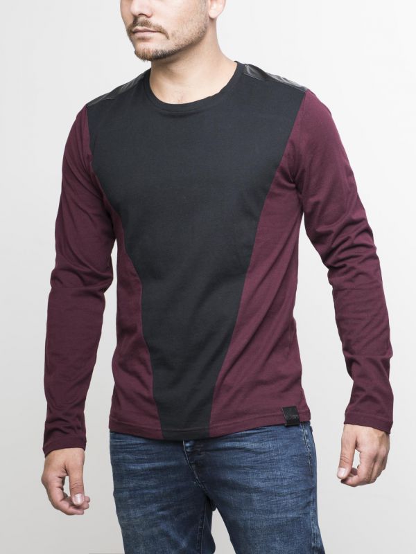 חולצת טי ארוכה עם הדפס גב לגברים