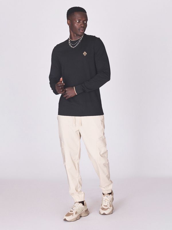 חולצת טי ארוכה עם הדפס אחורי לגברים