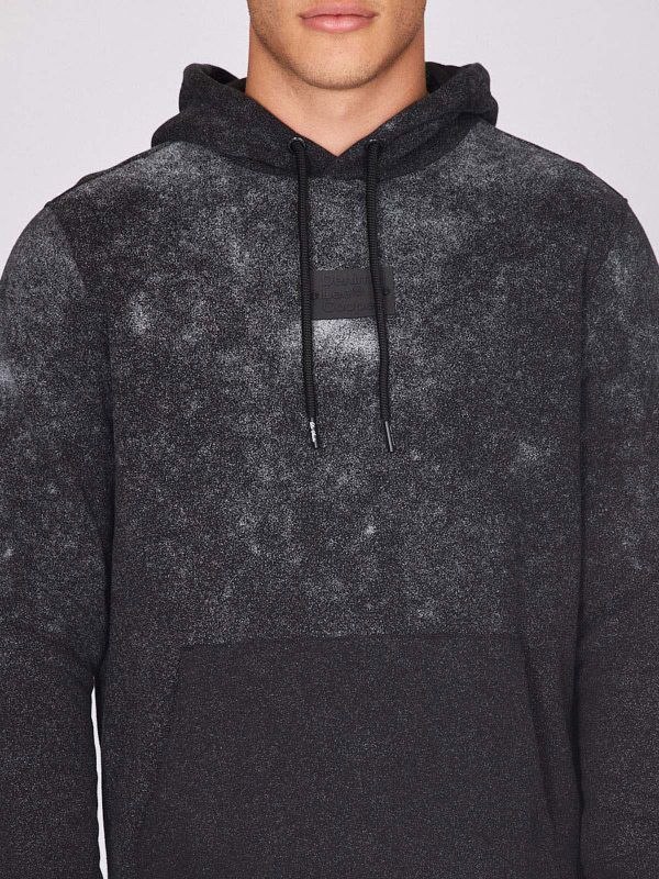 קפוצ’ון בהדפס לגברים