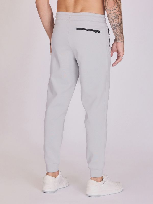 מכנסי טרנינג מחויטים לגברים