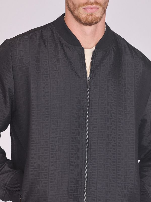 ג’קט בומבר עם גימורים מצולעים לגברים