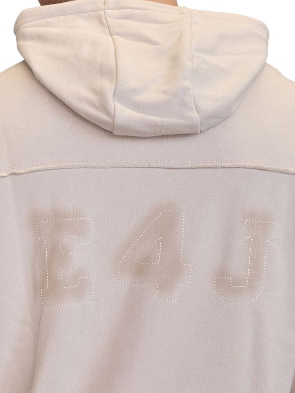 קפוצ’ון ELEVEN לגברים בסטייל נקי עם כיתוב אחורי