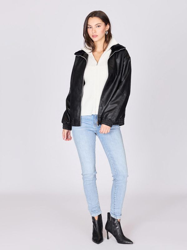 ג’ינס סקיני קצר לנשים