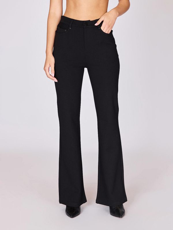 מכנסיים רחבים עם כפתורים לנשים