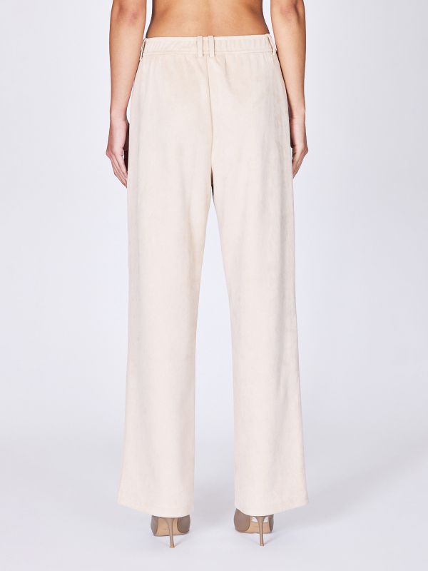 מכנסי טרנינג רחבים לנשים