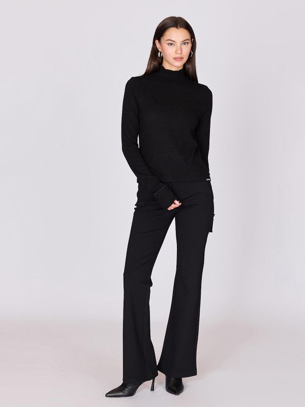 חולצת גולף עם שרוולים ארוכים לנשים