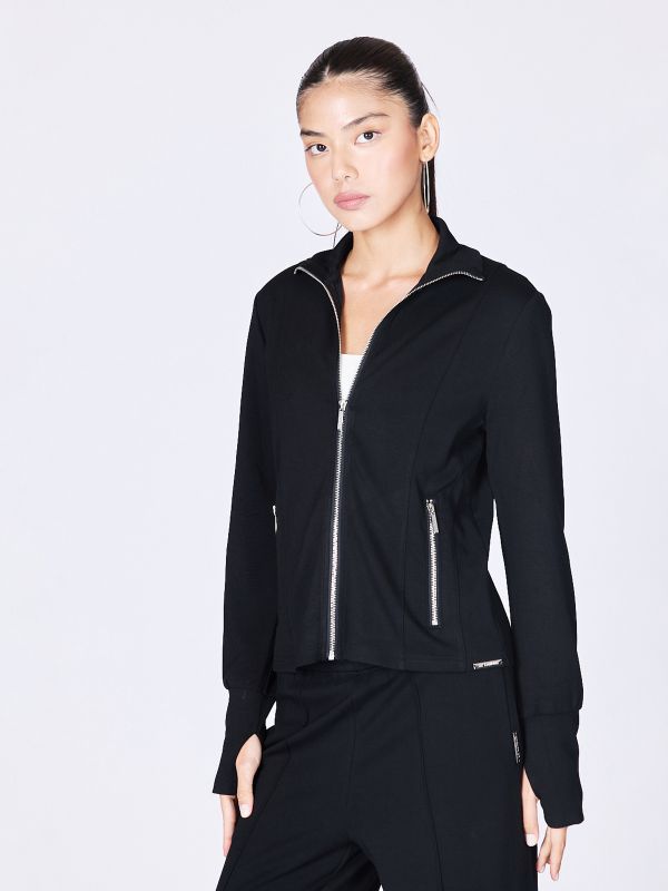 סווטשירט עם מכנסיים לנשים