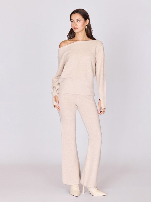 חולצת סריג עם שרוולים ארוכים לנשים