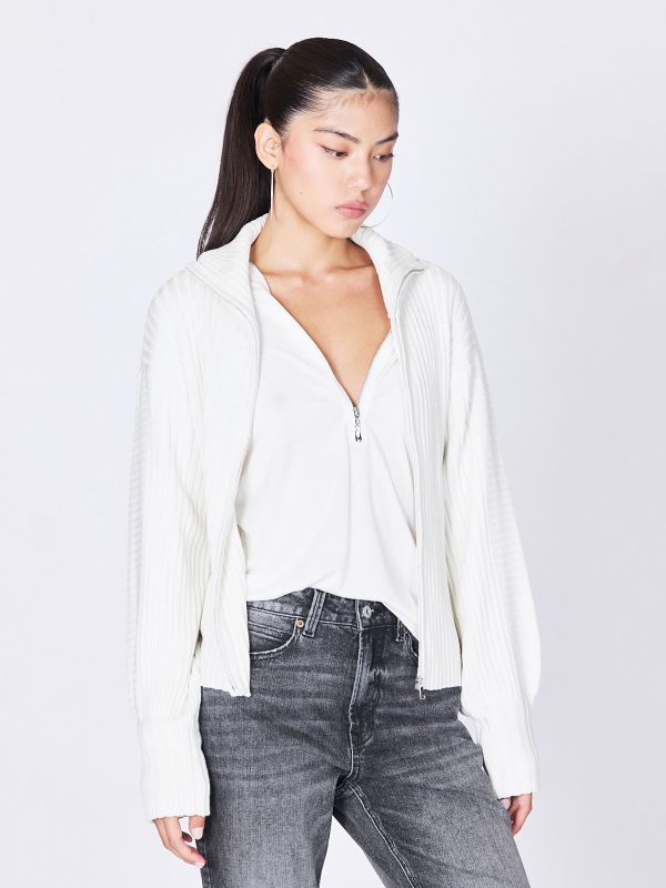 קרדיגן מכופתר לנשים