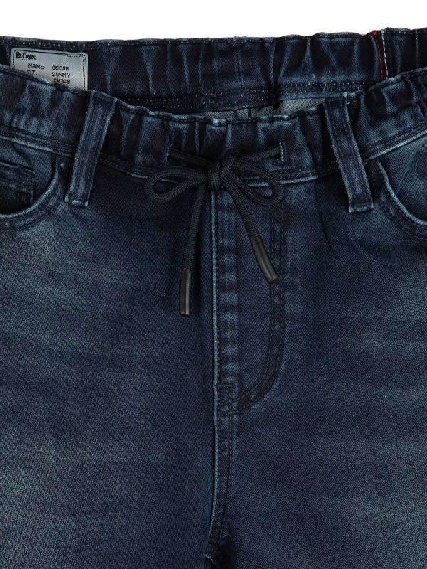 ג’ינס כהה עם אפקט בנים