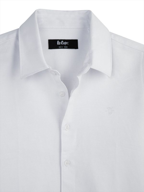 חולצת אריג מכופתרת בנים