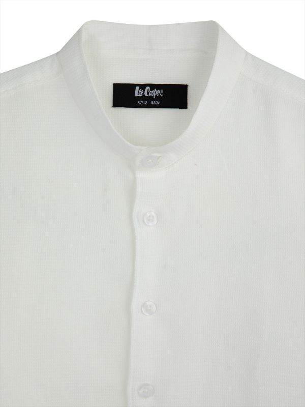 חולצת אריג מכופתרת בנים