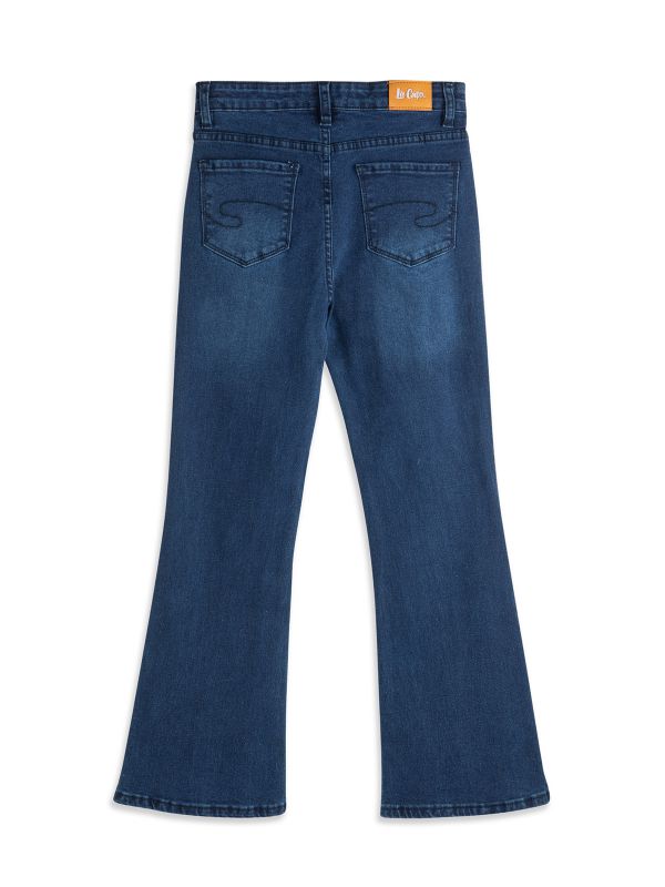 ג’ינס מתרחב בנות