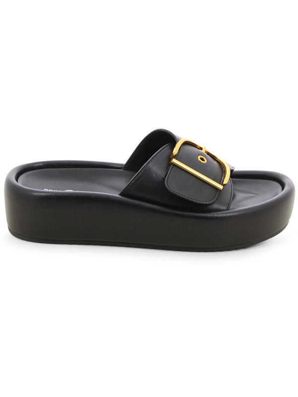 כפכפי פלטפורמה עם אבזם מוזהב לנשים