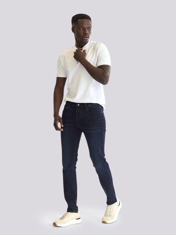 מכנסי ג?ינס MARTIN בגזרה ישרה וקלאסית לגברים