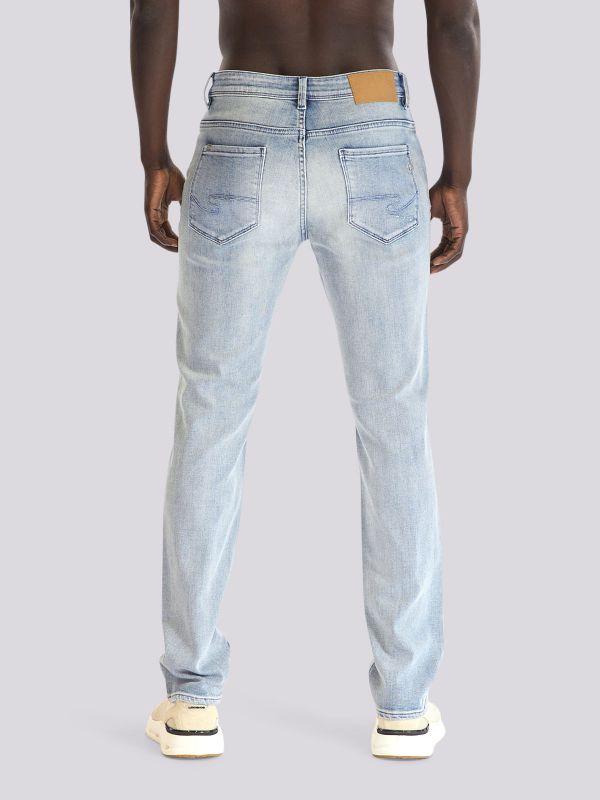 מכנסי ג?ינס BLEACH ROOK בגזרה נינוחה ושטיפה בהירה לגברים