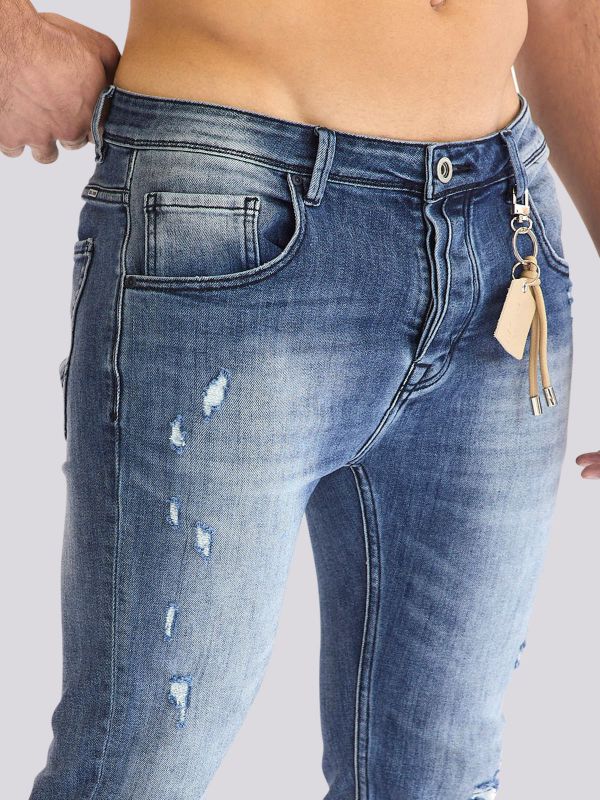 מכנסי ג?ינס COLIN בגזרה מודרנית ונינוחה לגברים